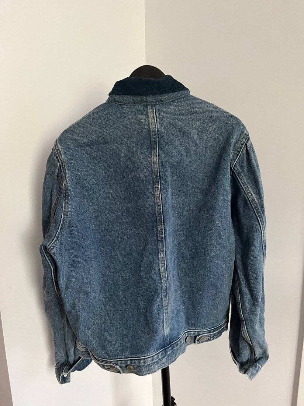Cropped Aritzia denim jacket with corduroy collar size L - Picture 5 of 9